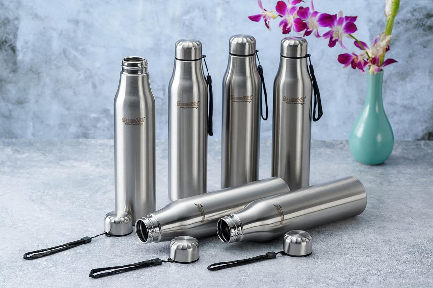 Sumeet Alpha-Aqua Stainless Steel Leak Proof Water Bottle Office/School/College/Gym/Picnic/Home/Fridge - 1 Litre |Pack of 1| Silver