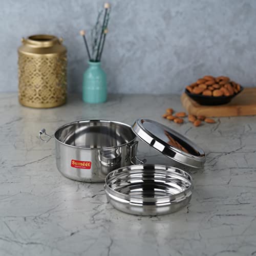 Sumeet Stainless Steel Meal Pack Lunch Box / Tiffin with Steel Separator Plate and Locking Clip, 500ML, 13cm Dia, Silver